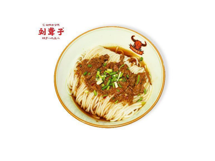 酱汁牛肉粉